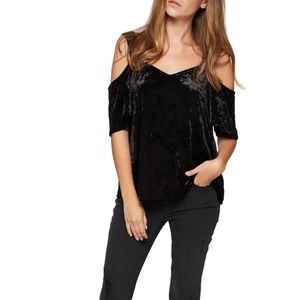 Sanctuary Drea Off the Shoulder Crushed Velvet Top